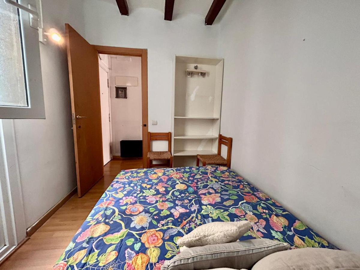 Apartamento Tranquilo Y Del Barrio Daire Barselona Dış mekan fotoğraf